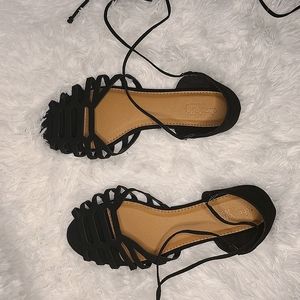Black open toe flats